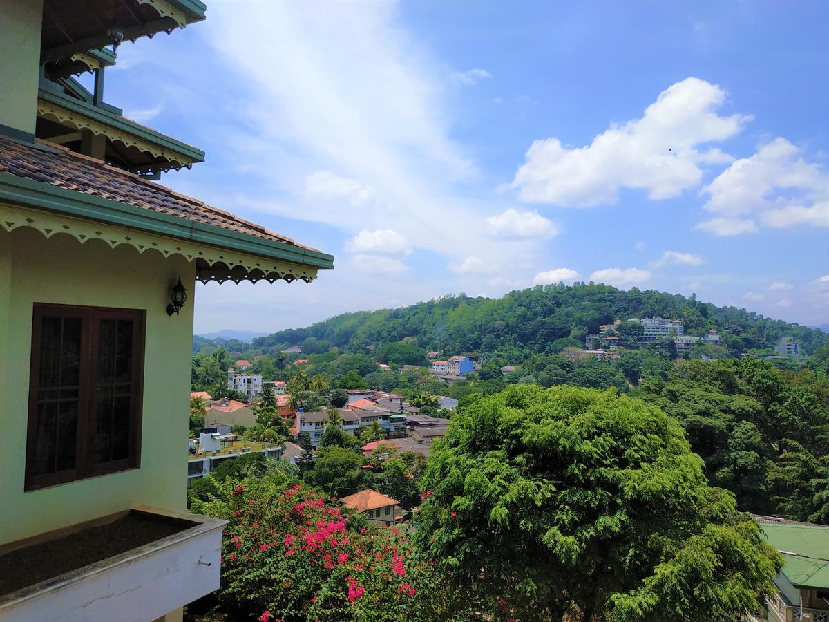 Breeze Villa Kandy Exterior foto